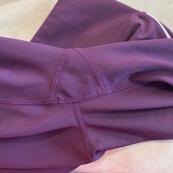 Zyia Active Plum Logo High Rise Compressive Cropped Leggings - Picture 7 of 7